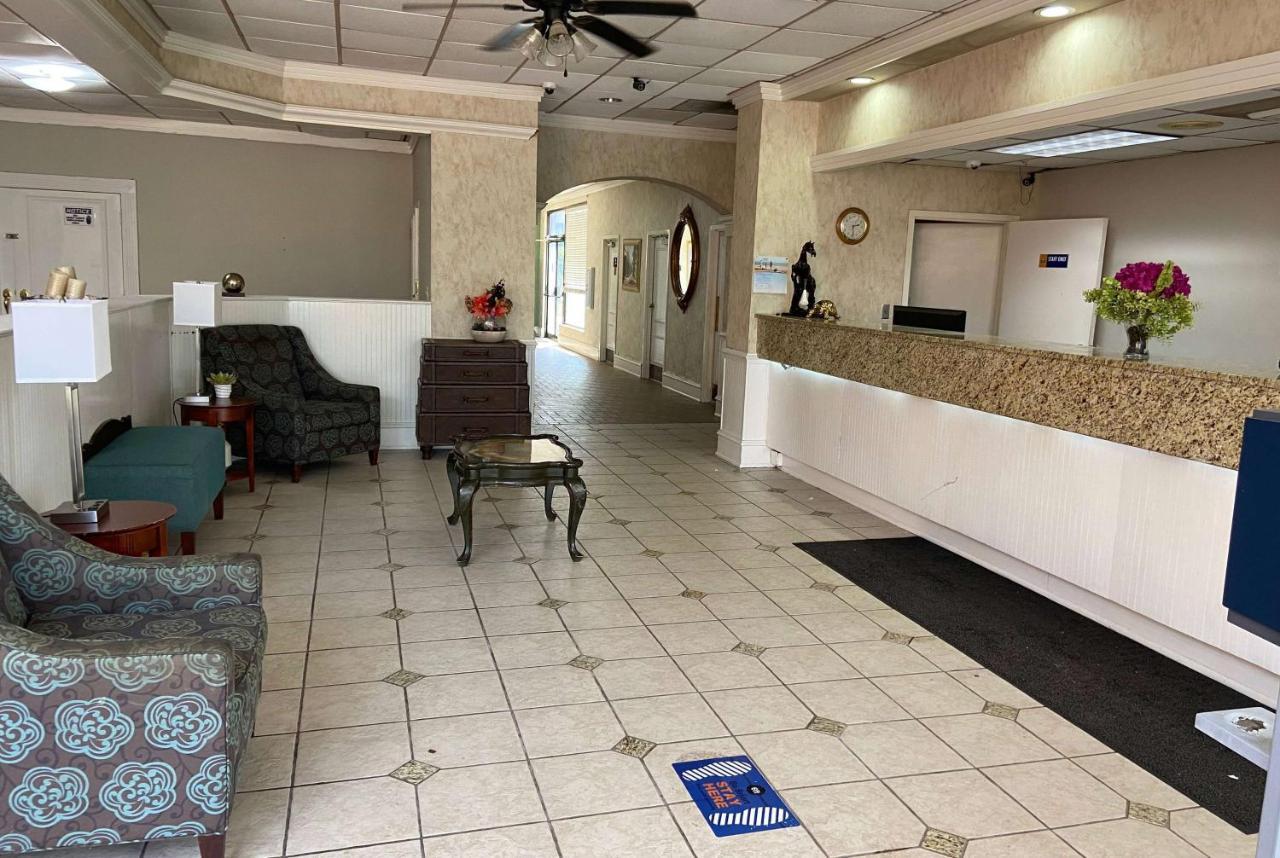 Days Inn By Wyndham Ozark Exterior foto